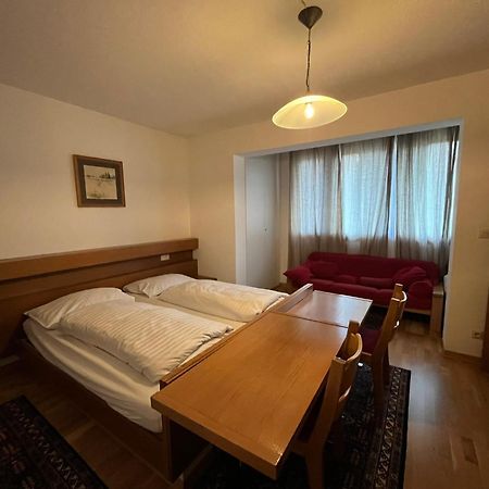 Апартаменты Haus Schuschnig Бад Кляйнкирххайм Экстерьер фото